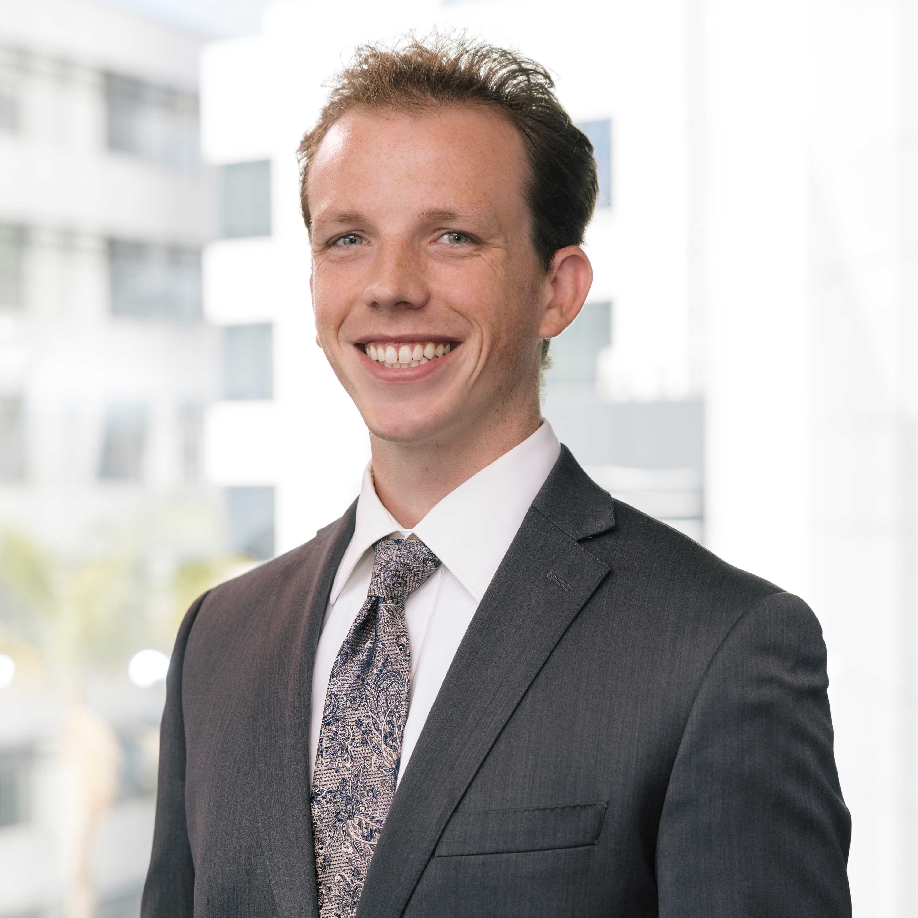 EDHEC GMBA Student Duncan Holzhall