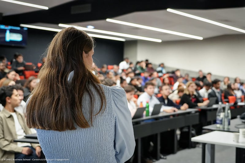 masterclass recruteur sur le campus de lille en amphi 